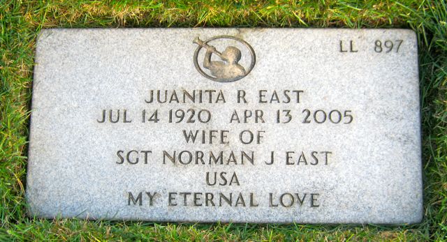 Headstone, Juanita Richardson